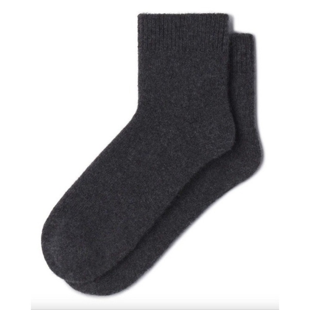 Sold Out Naked Cashmere Micah Gray Cashmere Ankle Socks MSRP $85 Sz M/L 8/10 NWT